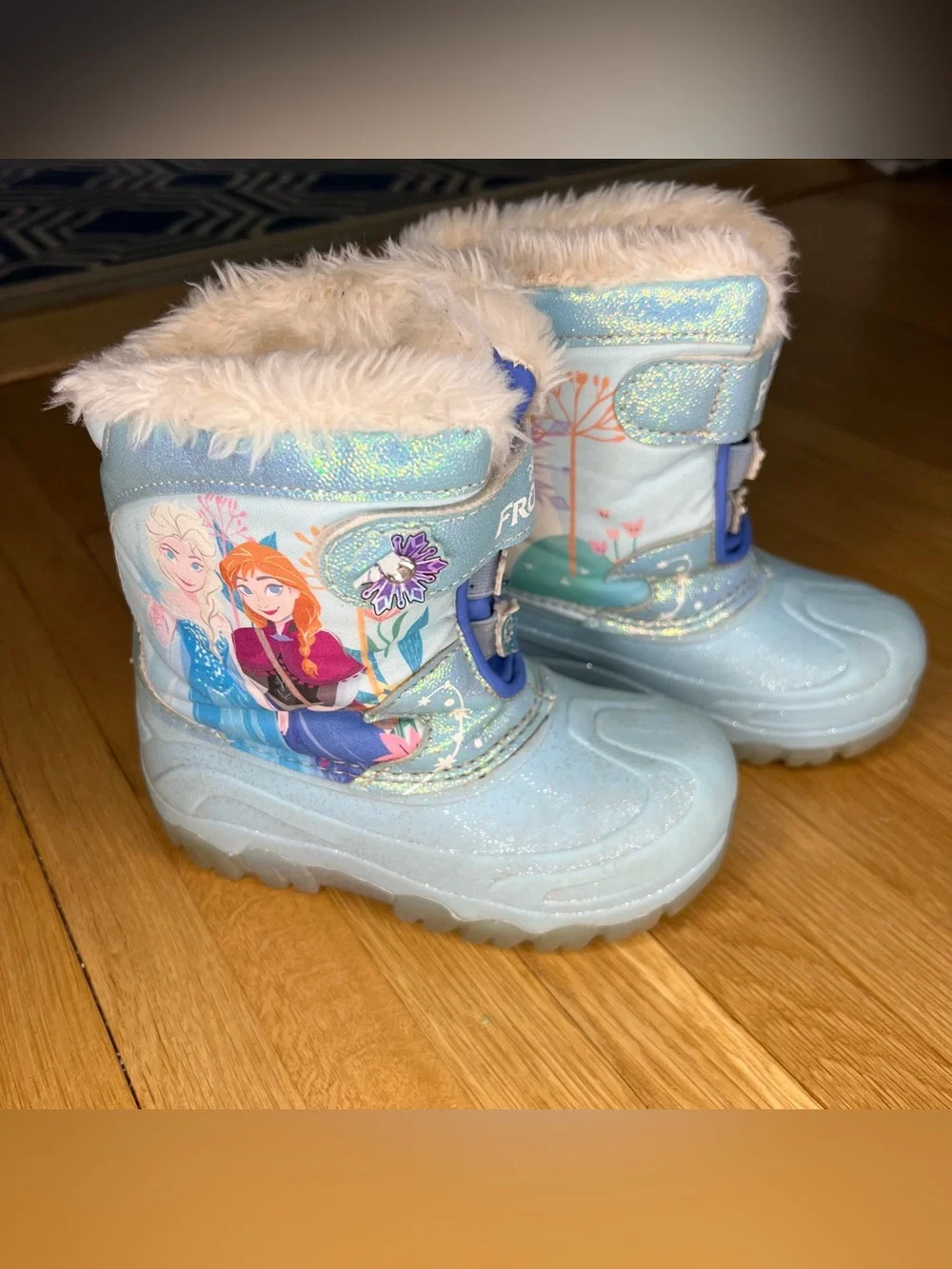 Frozen Snow Boots, Little Girl Size 11, Elsa, Anna, Light up, Blue, Hook & Loop